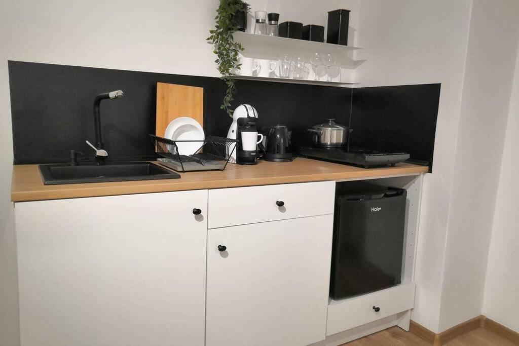 Oficynaapartments Гливице Экстерьер фото